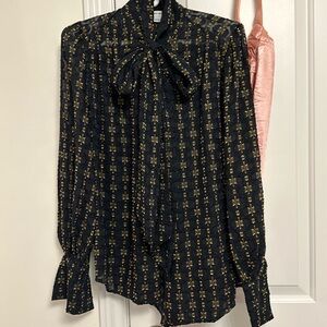 Brand new button down-shirt with Tie size 4